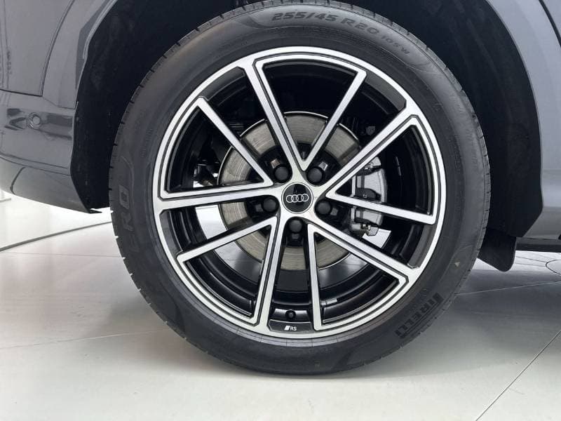 2025 Audi Q5 45 TFSI S LINE thumbnail 6