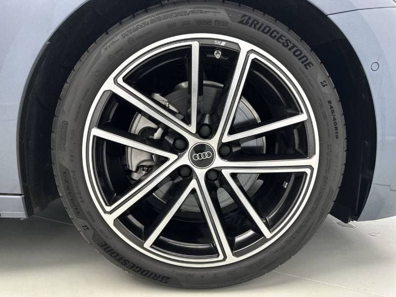 2025 Audi A5 40 TFSI LAUNCH EDITION thumbnail 4