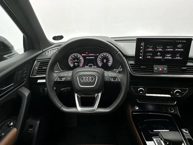 2024 Audi Q5 45 TFSI SPORTBACK S LINE thumbnail 7