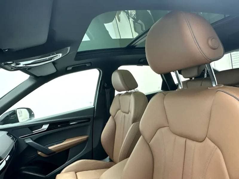 2024 Audi Q5 45 TFSI SPORTBACK S LINE thumbnail 7