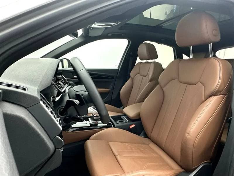 2024 Audi Q5 45 TFSI SPORTBACK S LINE thumbnail 6