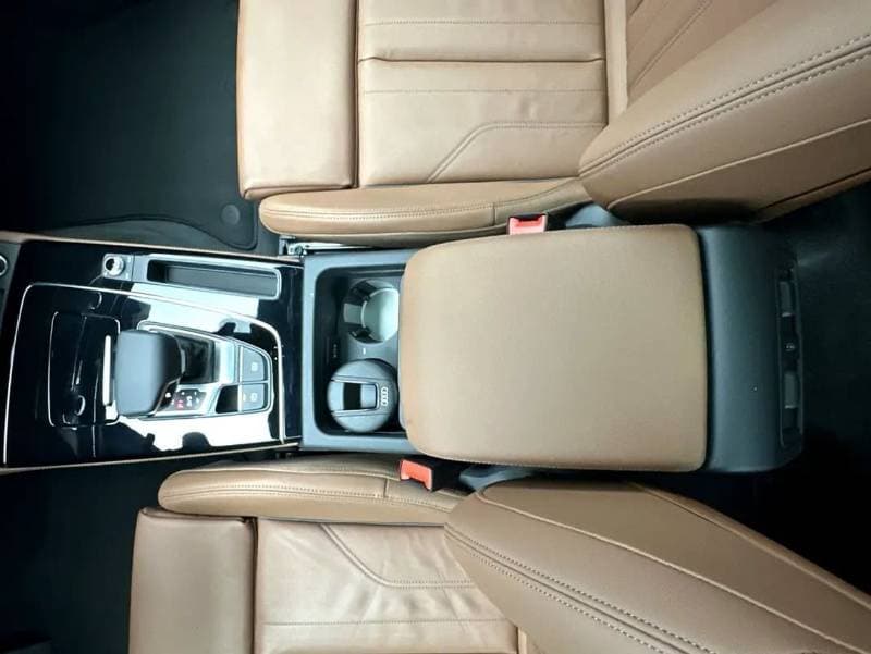 2024 Audi Q5 45 TFSI SPORTBACK S LINE thumbnail 8
