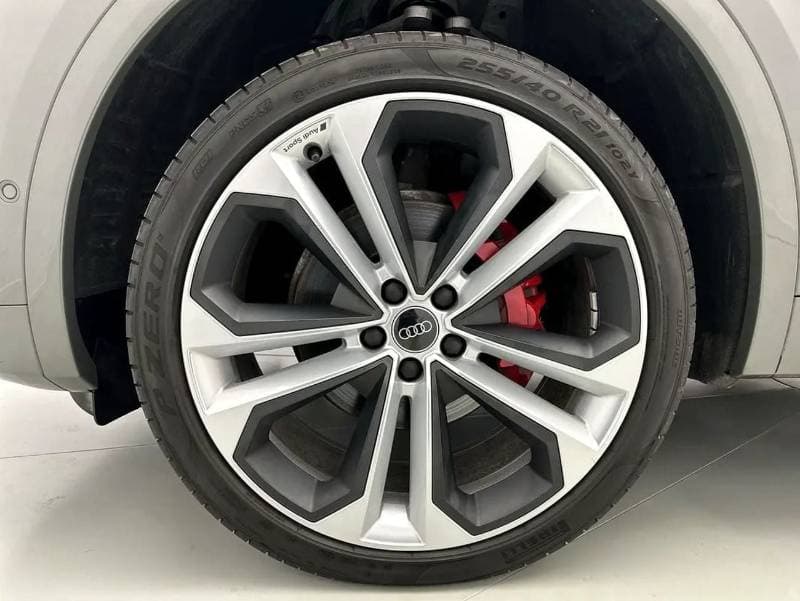 2024 Audi Q5 45 TFSI SPORTBACK S LINE thumbnail 3