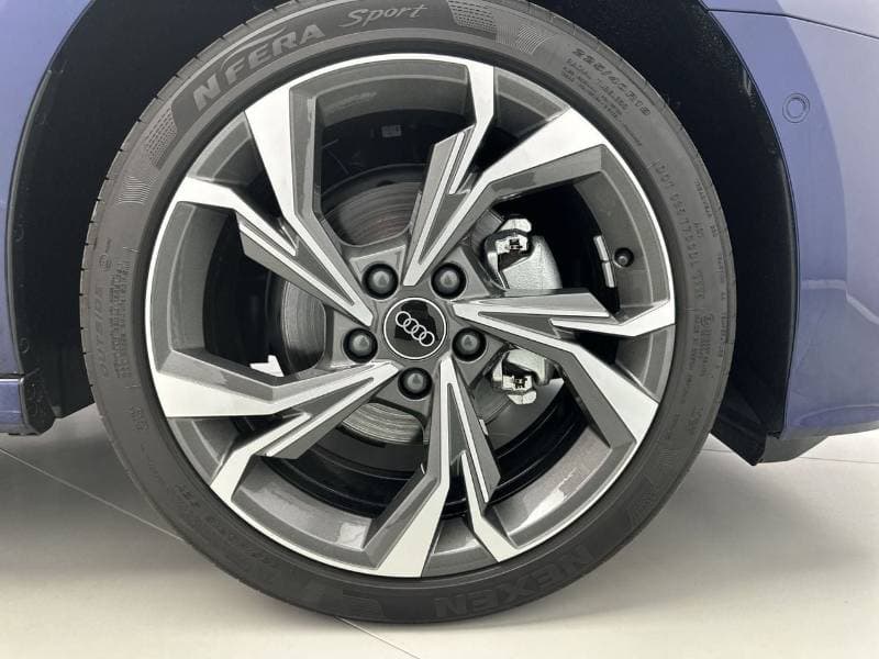 2026 Audi A3 35 TFSI thumbnail 3