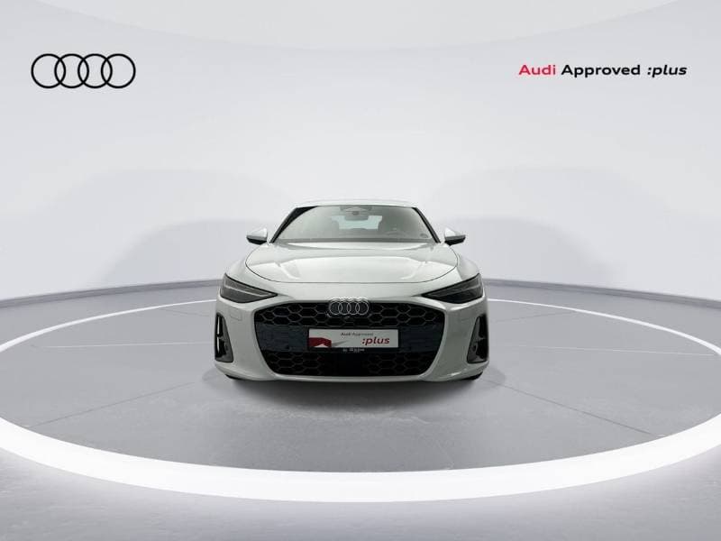 2026 Audi A6 40 TFSI thumbnail 3