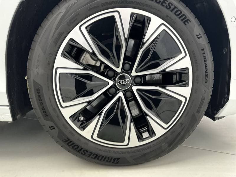 2026 Audi A6 40 TFSI thumbnail 7