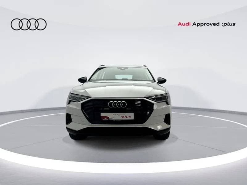 2023 Audi e tron thumbnail 4