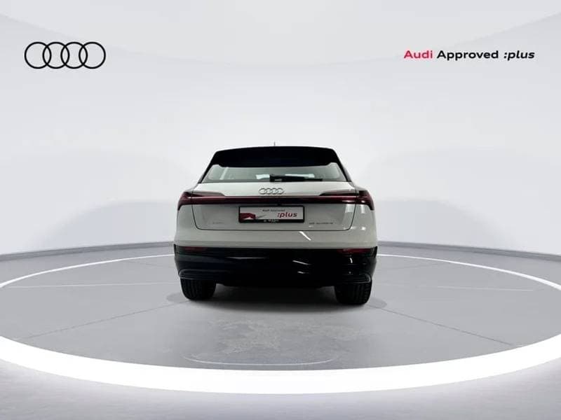 2023 Audi e tron thumbnail 5
