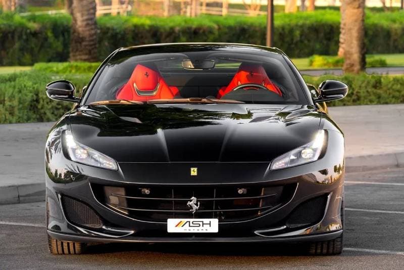2019 Ferrari Portofino STANDARD thumbnail 4