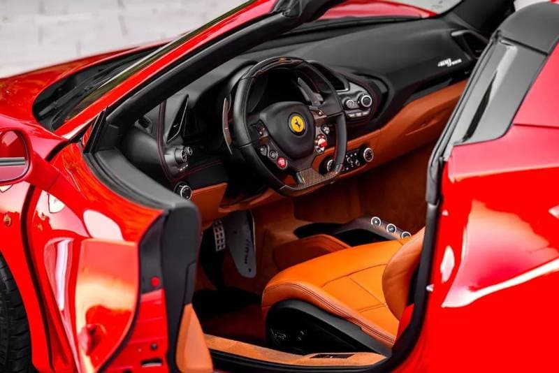 2017 Ferrari 488 Spider STANDARD thumbnail 8