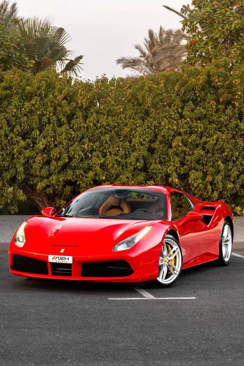 2017 Ferrari 488 Spider STANDARD thumbnail 3