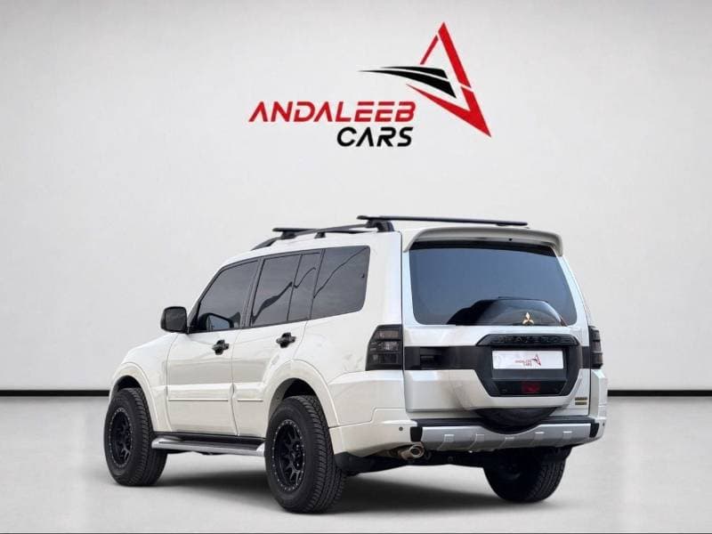 2019 Mitsubishi Pajero GLS H/L PLATINUM thumbnail 6