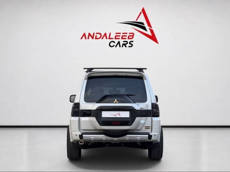 2019 Mitsubishi Pajero GLS H/L PLATINUM thumbnail 4
