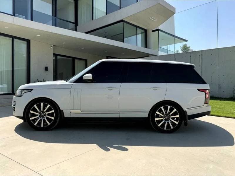 2016 Land Rover Range Rover HSE thumbnail 6