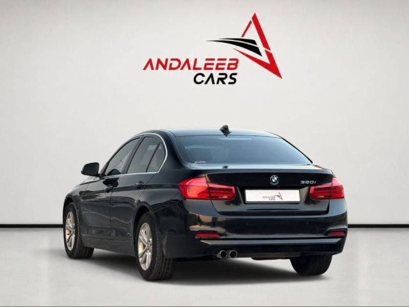 2017 BMW 320i STANDARD thumbnail 7