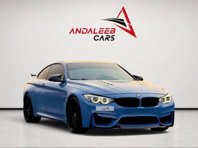 2015 BMW M4 STANDARD thumbnail 3