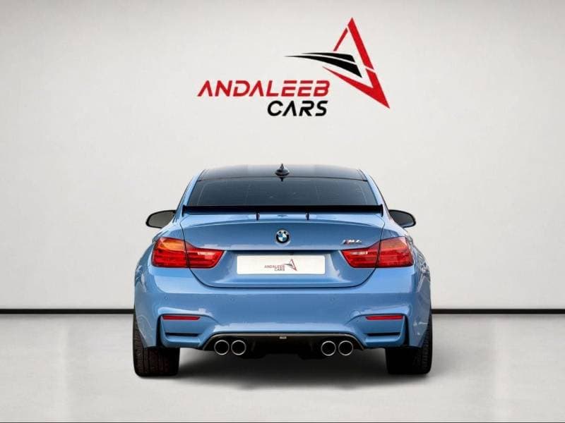 2015 BMW M4 STANDARD thumbnail 5
