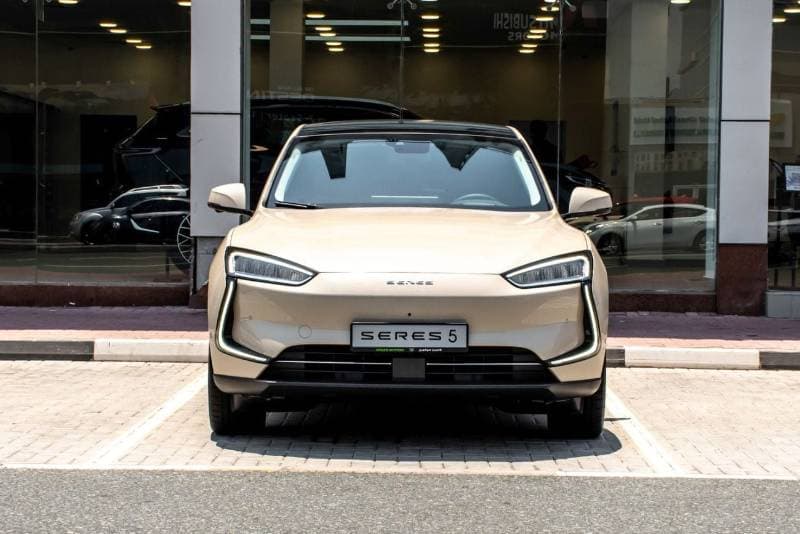 2025 Seres 5 PREMIUM
