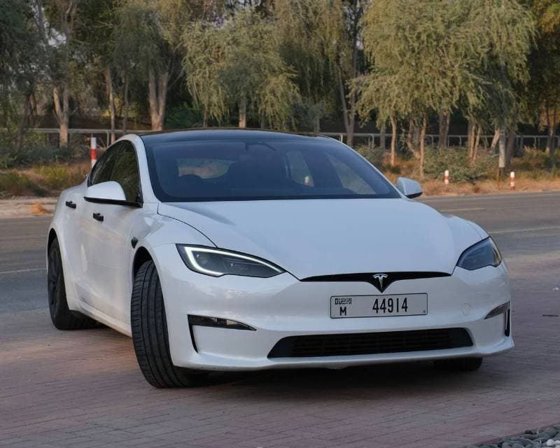 2023 Tesla Model S LONG RANGE