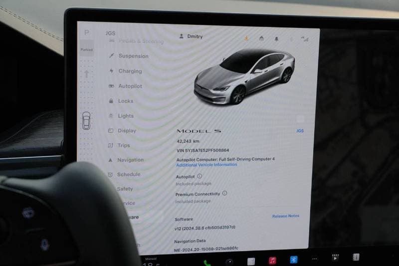 2023 Tesla Model S LONG RANGE thumbnail 4