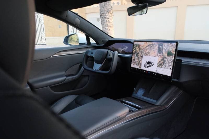 2023 Tesla Model S LONG RANGE thumbnail 5