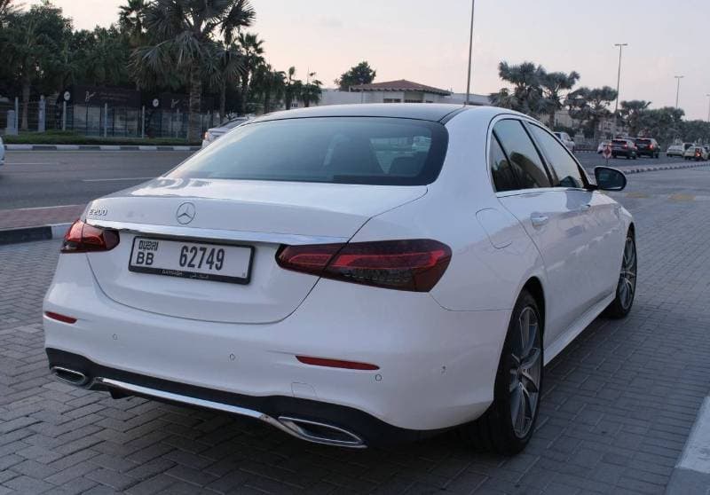 2023 Mercedes Benz 200 thumbnail 6