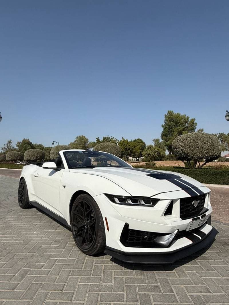 2024 Ford Mustang PREMIUM thumbnail 4