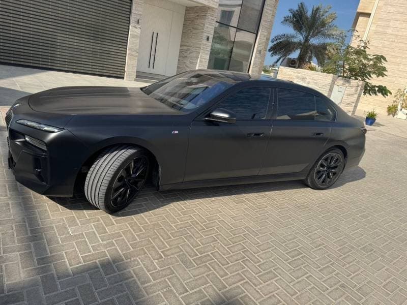 2023 BMW 760i xDRIVE M SPORT thumbnail 6
