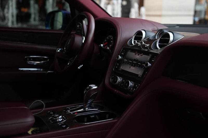 2019 Bentley Bentayga COMFORT PACK thumbnail 6