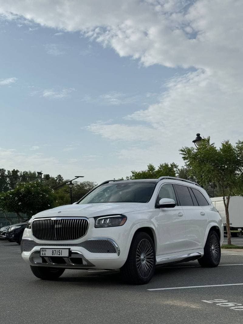 2023 Mercedes Benz GLS450 4MATIC thumbnail 4