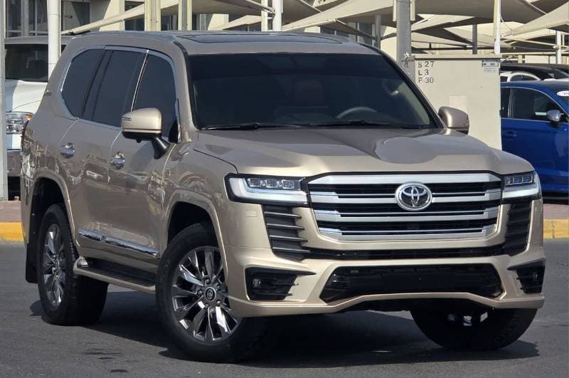 2011 Toyota Land Cruiser GXR thumbnail 2