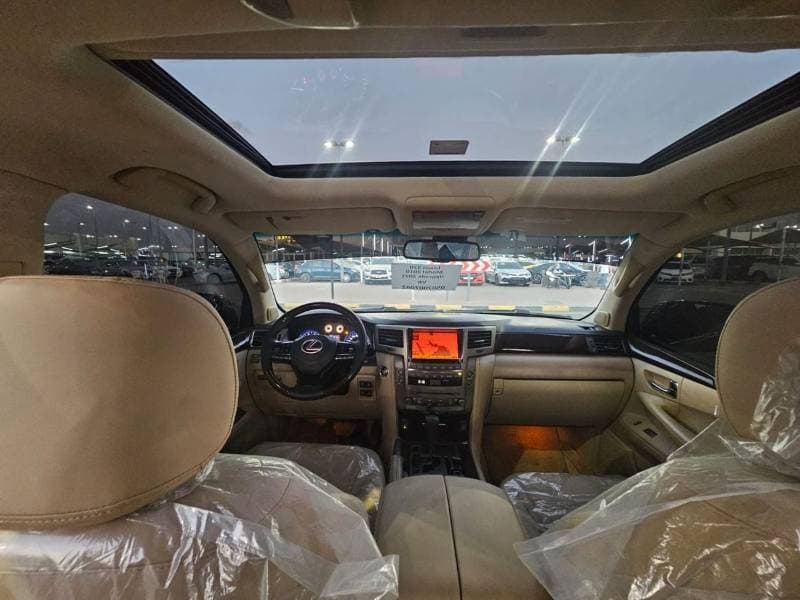 2010 Lexus LX570 NAVIGATION SPORT thumbnail 7
