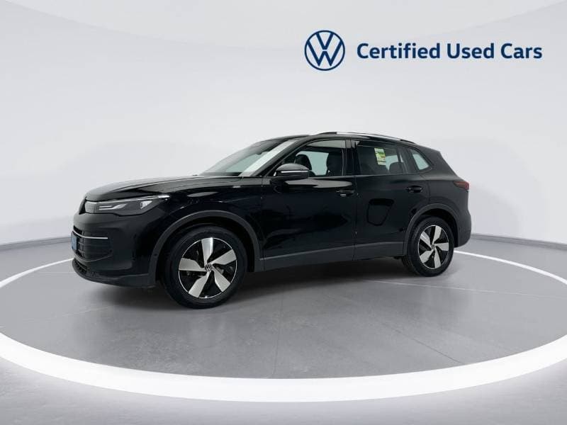 2026 Volkswagen Tiguan LIFE PLUS thumbnail 3