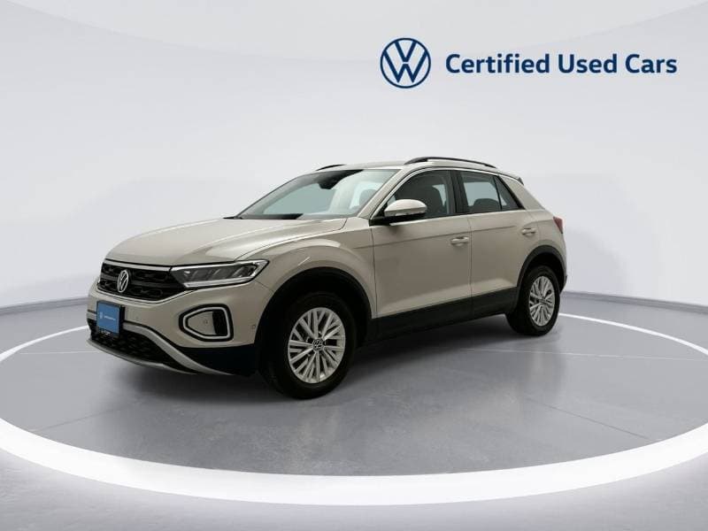 2024 Volkswagen T ROC LIFE thumbnail 3