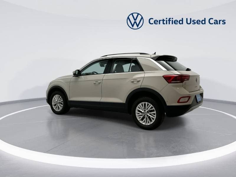 2025 Volkswagen T ROC LIFE thumbnail 5