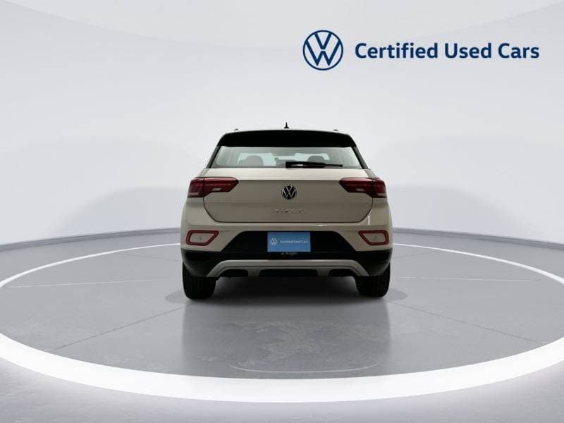 2025 Volkswagen T ROC LIFE thumbnail 7