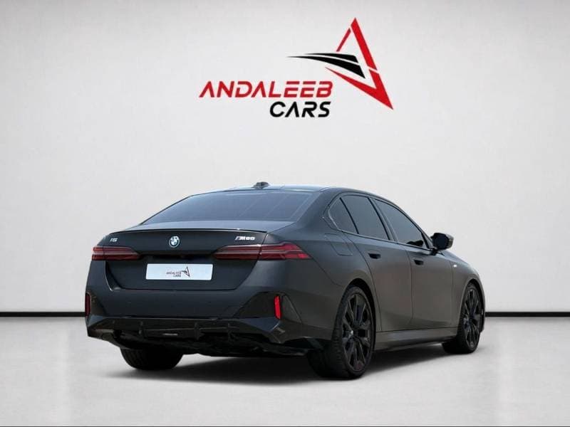 2024 BMW i5 thumbnail 5