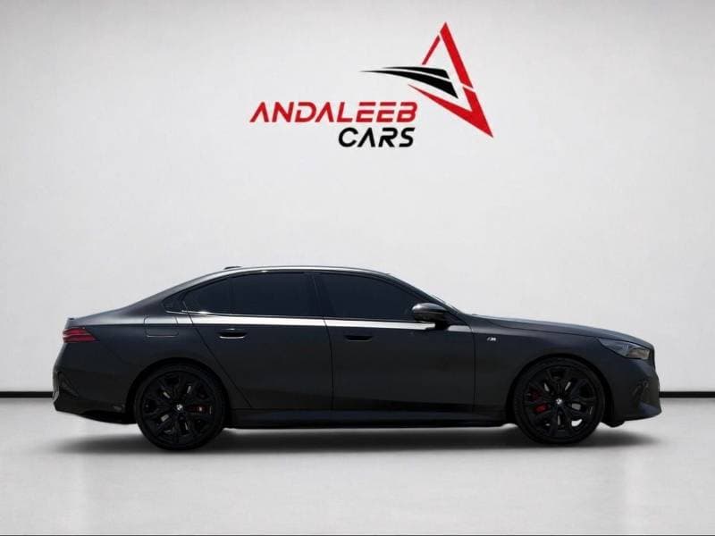 2024 BMW i5 thumbnail 7
