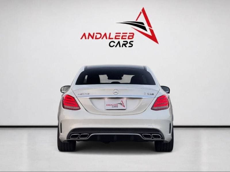 2016 Mercedes Benz C63 AMG S thumbnail 4