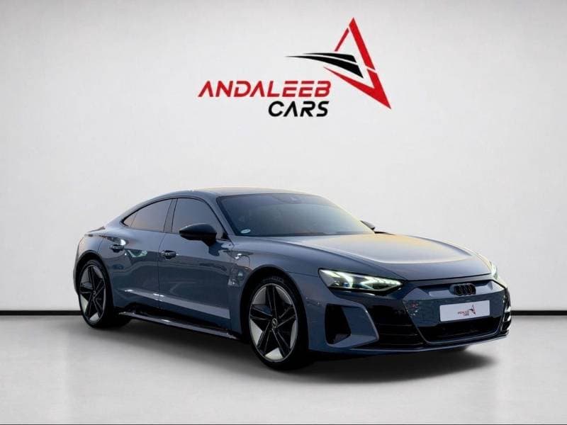 2022 Audi e tron GT RS thumbnail 3