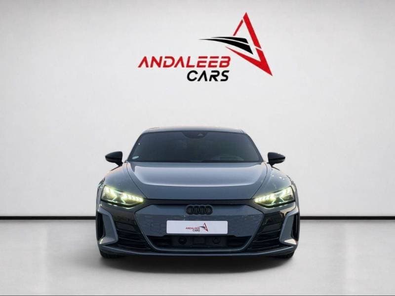 2022 Audi e tron GT RS thumbnail 2