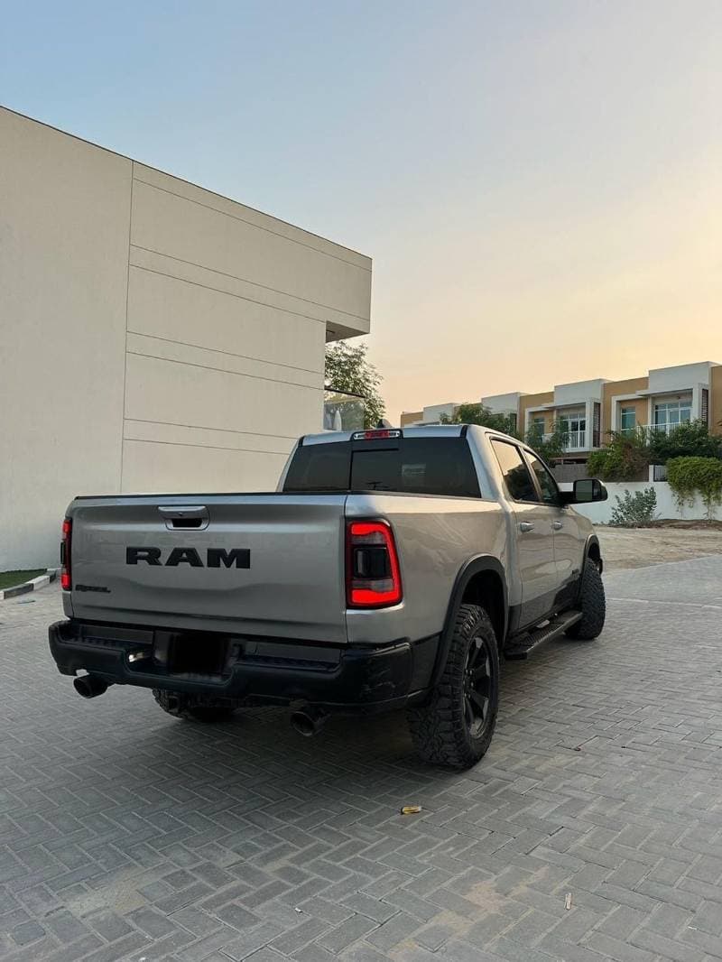 2020 RAM 1500 REBEL thumbnail 4
