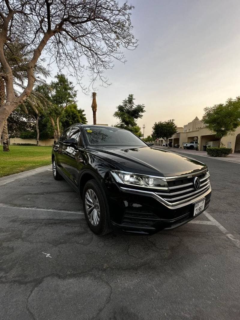 2023 Volkswagen Touareg TRENDLINE thumbnail 2