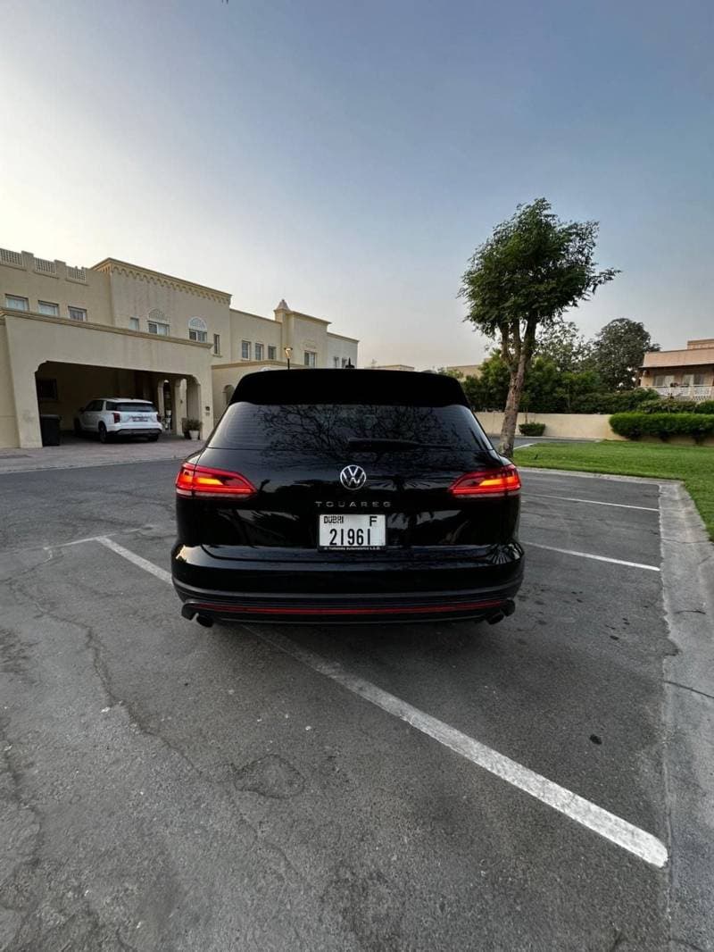2023 Volkswagen Touareg TRENDLINE thumbnail 6