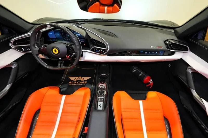 2024 Ferrari 296 GTS thumbnail 6