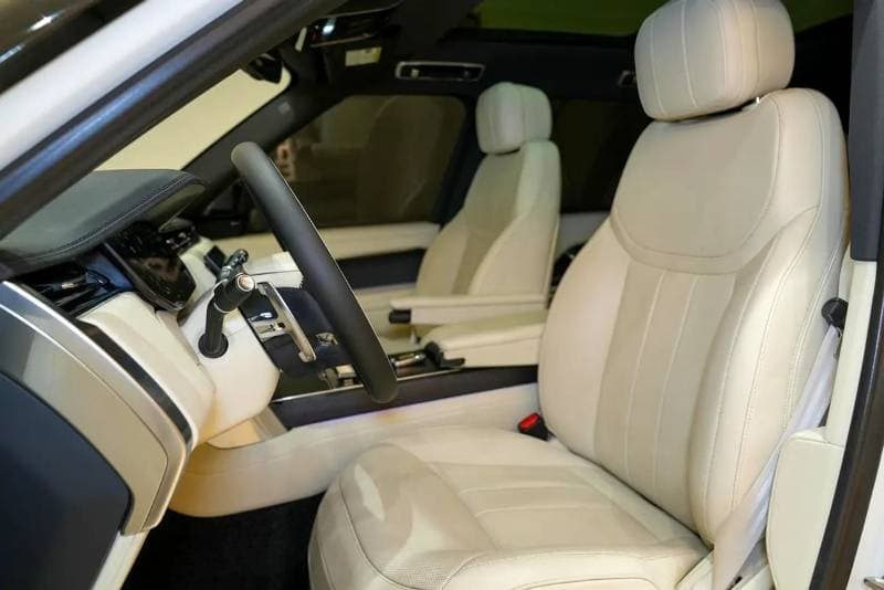 2022 Land Rover Range Rover AUTOBIOGRAPHY P530 thumbnail 5