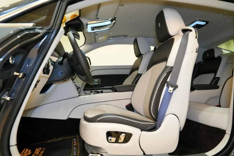 2024 Rolls Royce Spectre STANDARD thumbnail 4