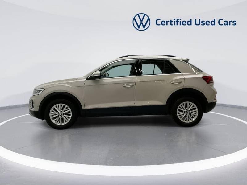 2026 Volkswagen T ROC LIFE thumbnail 4