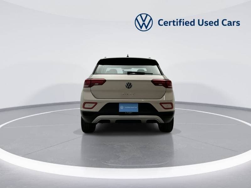 2026 Volkswagen T ROC LIFE thumbnail 7