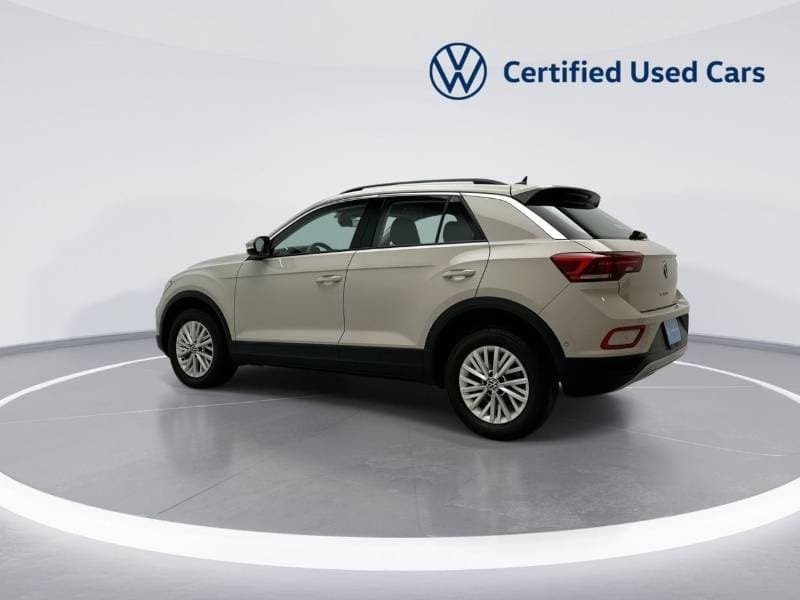 2026 Volkswagen T ROC LIFE thumbnail 5